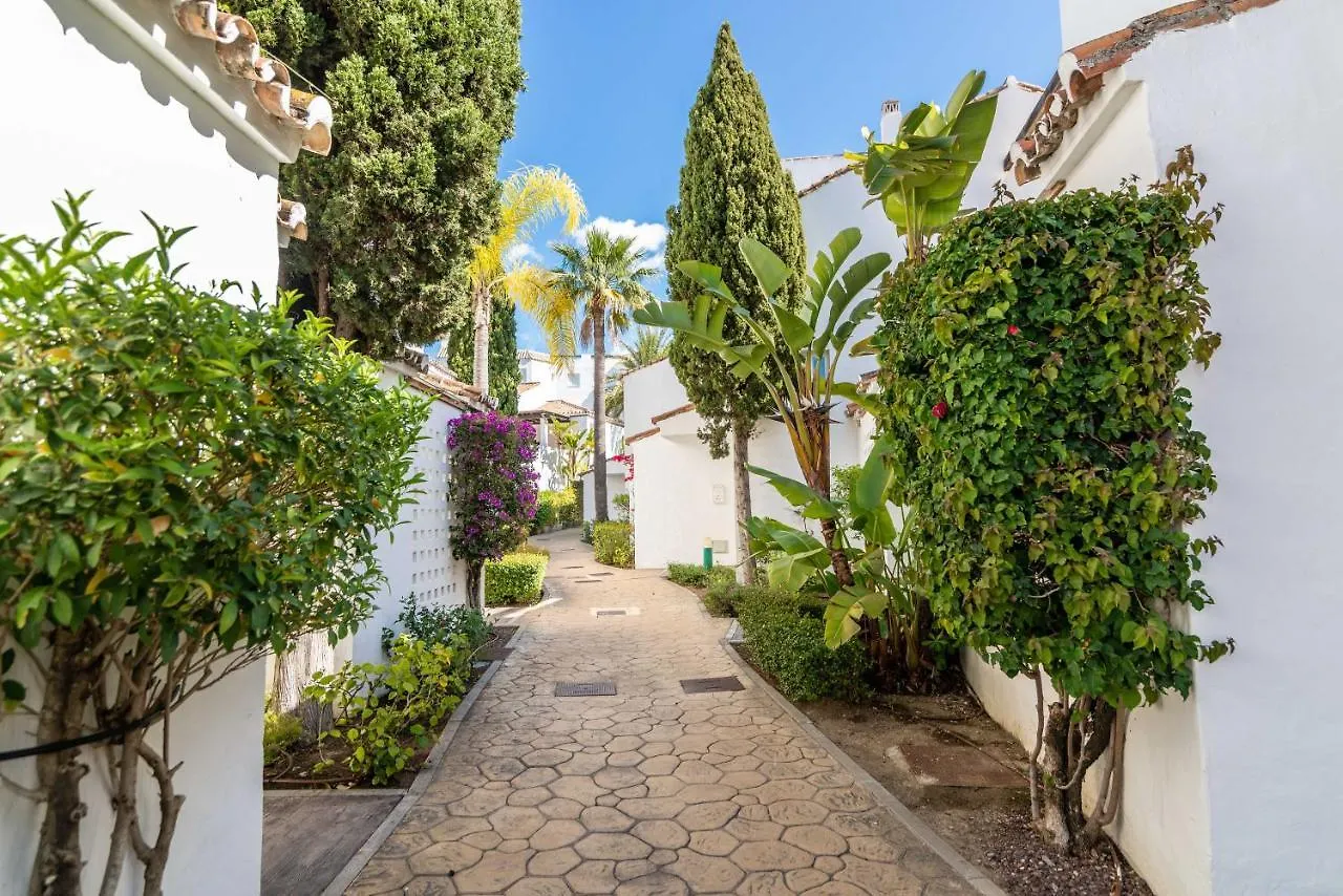 Marbella Villa Monteros 0*,  Ισπανία