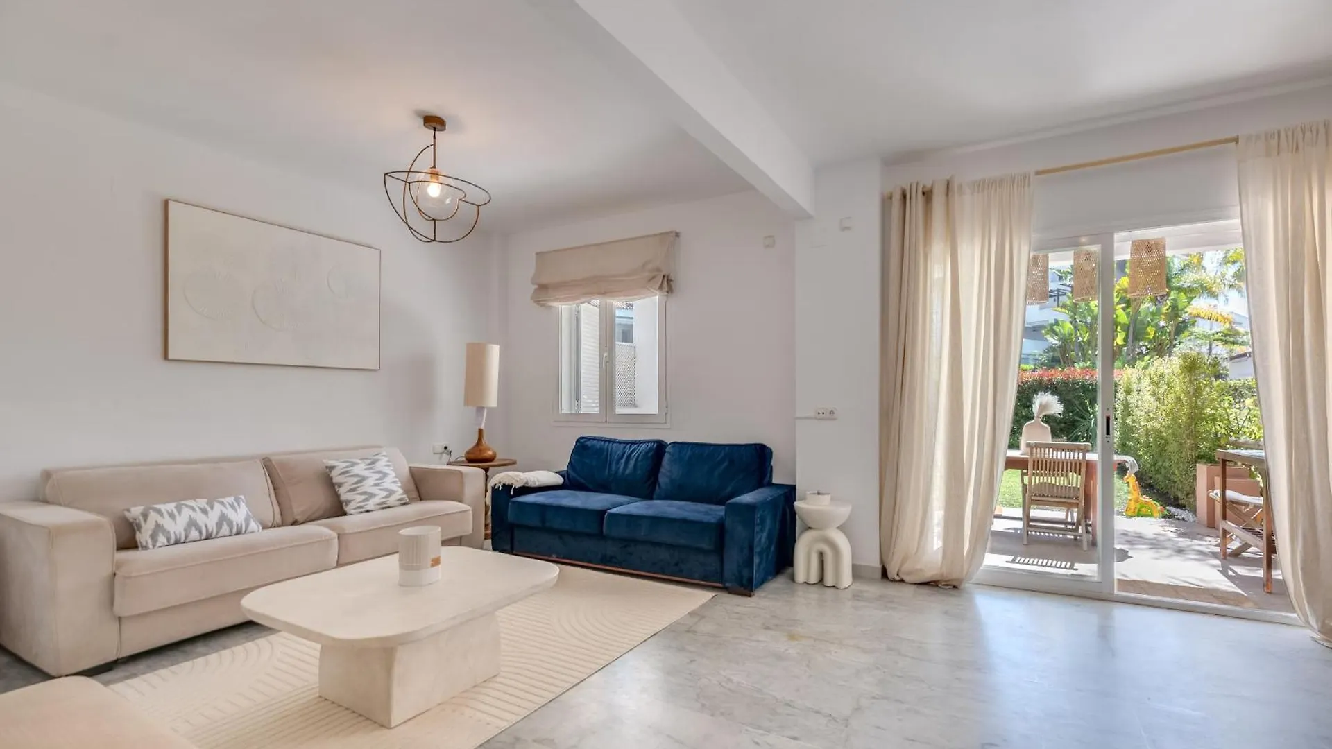 Marbella Villa Monteros 0*,  España